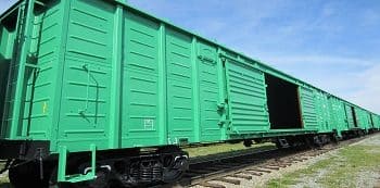 Сколько стоит перевозка грузов по ЖД в крытых вагонах из Новосибирска
